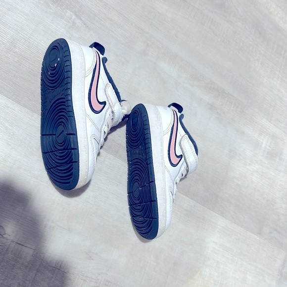 Nike toddler girl sneakers - Picture 4 of 4